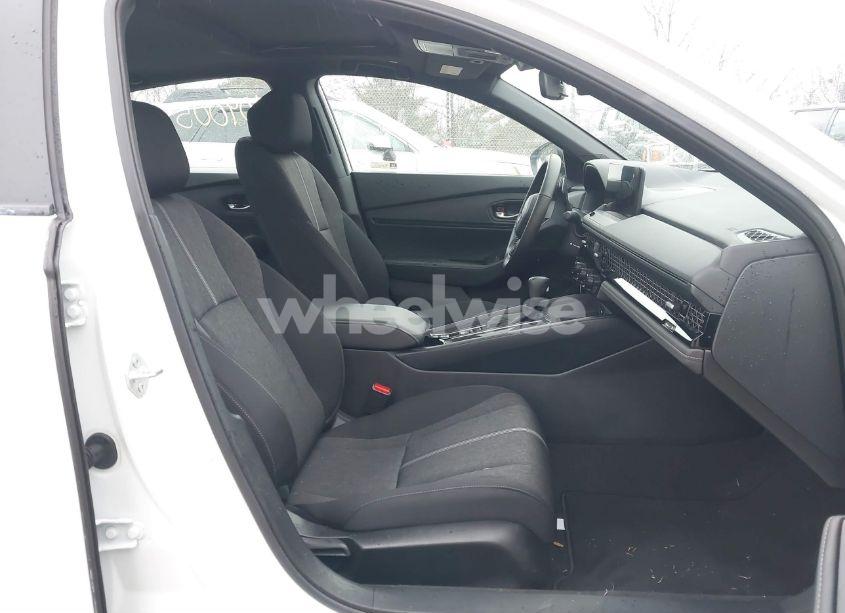 Photo 5 of 2024 Honda Accord HYBRID SPORT (VIN 1HGCY2F55RA041334)