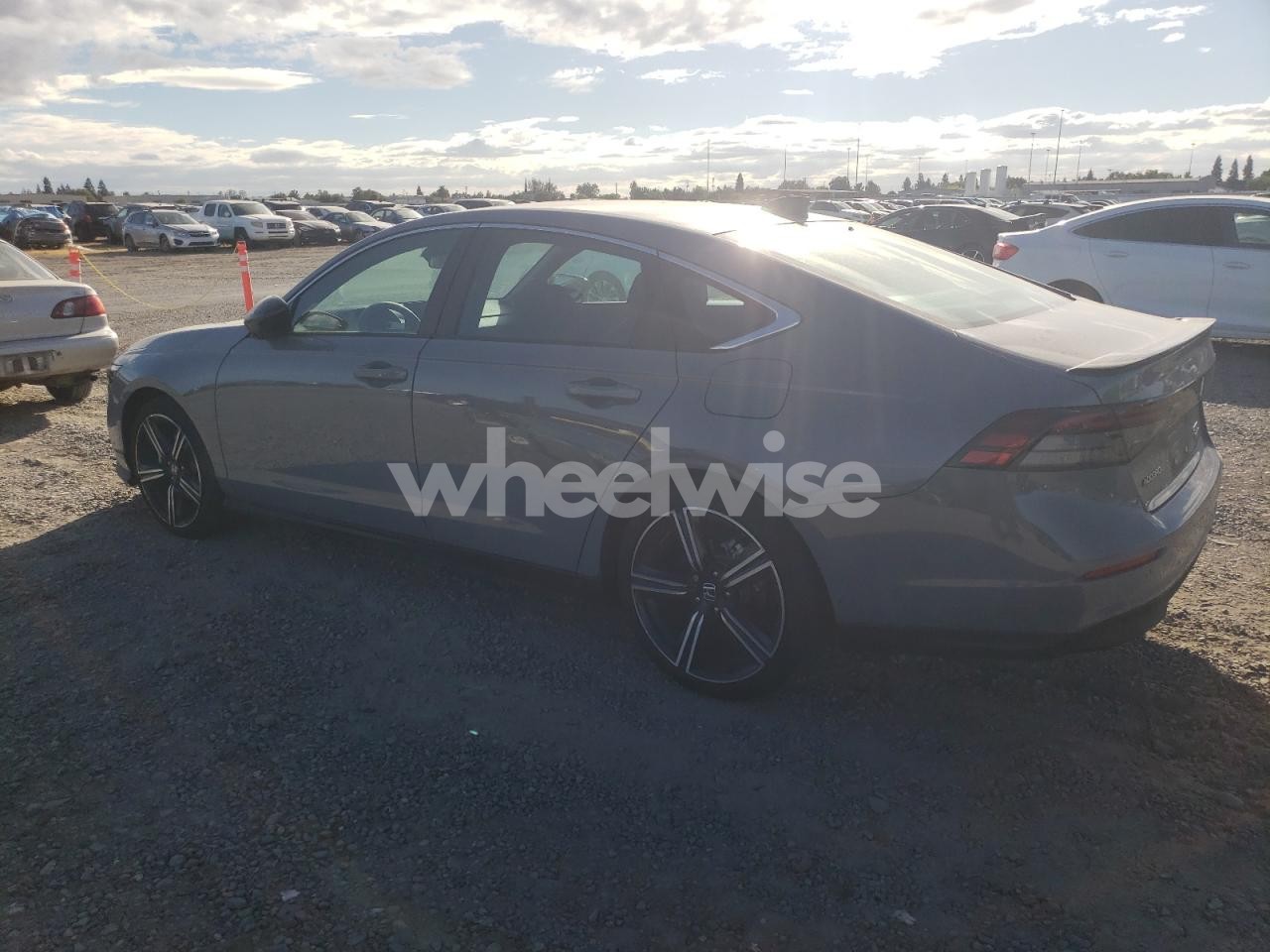 Photo 2 of 2025 HONDA ACCORD HYBRID SPORT (VIN 1HGCY2F55SA043414)