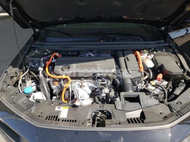 Photo 4 of 2025 HONDA ACCORD HYBRID SPORT (VIN 1HGCY2F57SA018403)