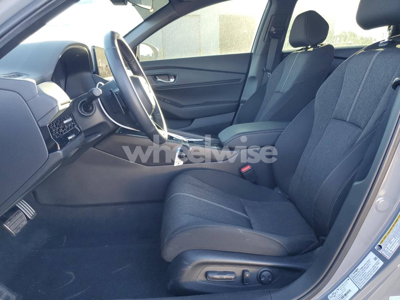 Photo 7 of 2025 HONDA ACCORD HYBRID SPORT (VIN 1HGCY2F58SA012075)