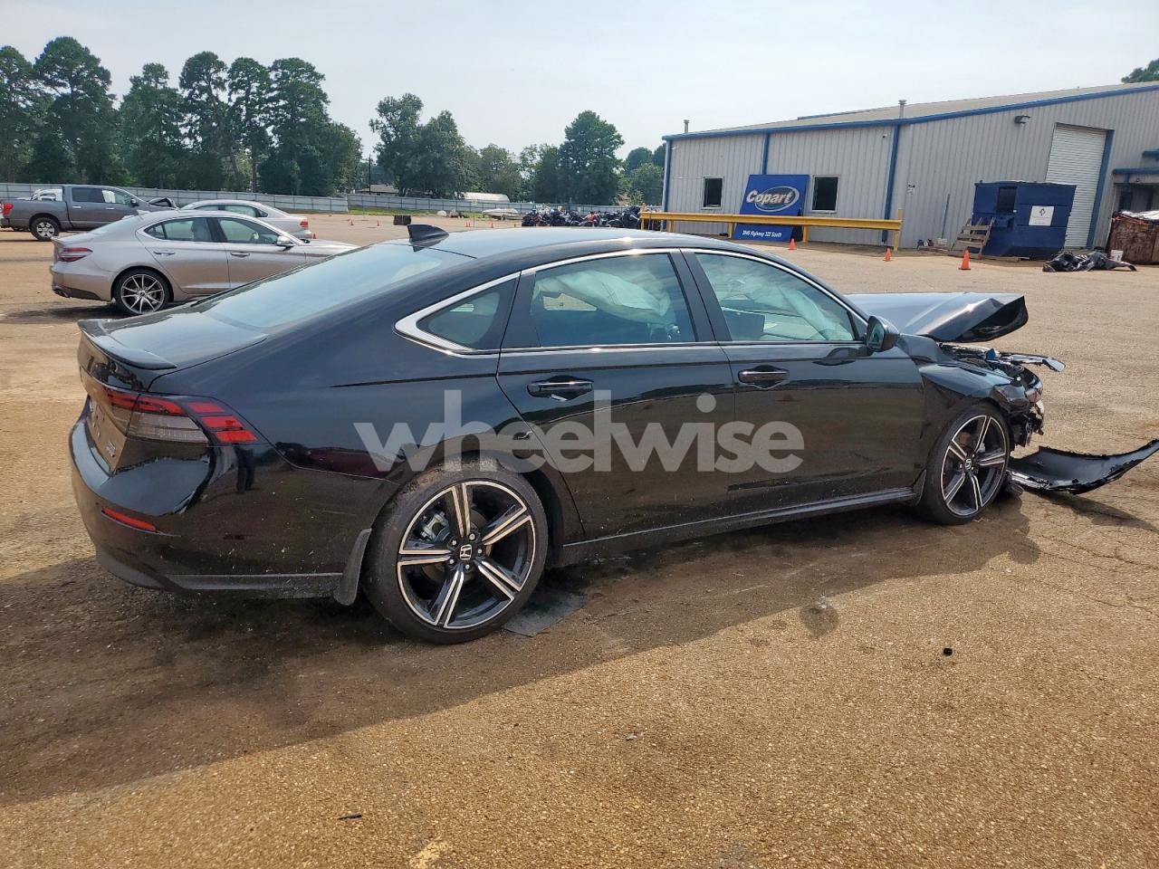 Photo 3 of 2025 HONDA ACCORD HYBRID SPORT (VIN 1HGCY2F58SA058859)