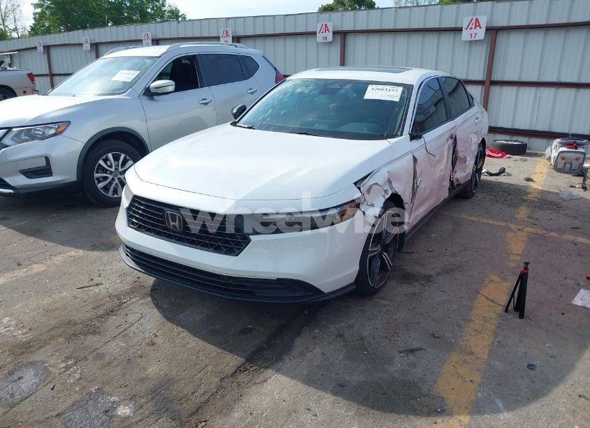 Photo 2 of 2024 Honda Accord HYBRID SPORT (VIN 1HGCY2F59RA044740)
