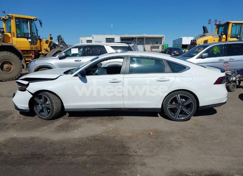 Photo 14 of 2024 Honda Accord HYBRID SPORT (VIN 1HGCY2F59RA094439)