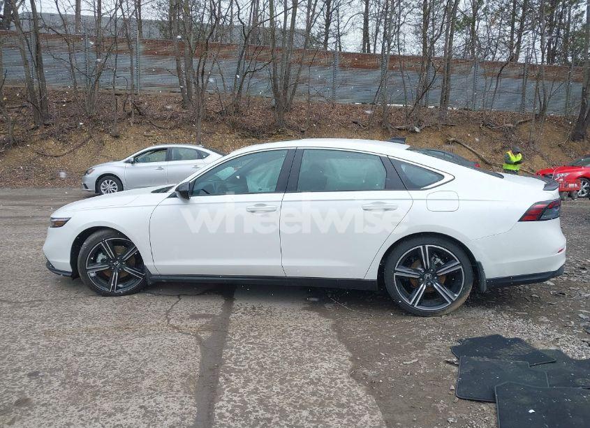 Photo 15 of 2025 Honda Accord HYBRID SPORT (VIN 1HGCY2F59SA027717)