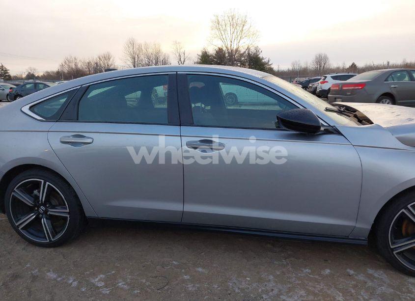 Photo 14 of 2024 Honda Accord HYBRID SPORT (VIN 1HGCY2F5XRA015179)