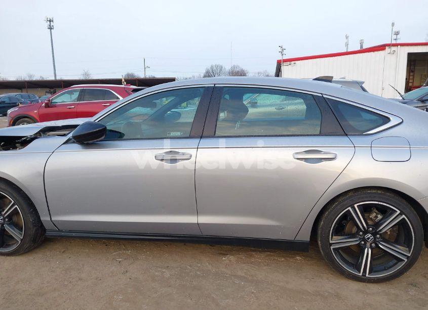 Photo 15 of 2024 Honda Accord HYBRID SPORT (VIN 1HGCY2F5XRA015179)