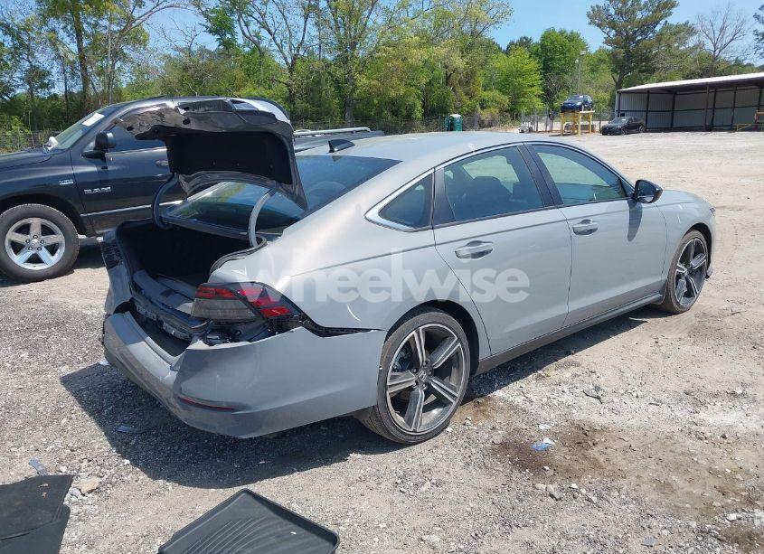 Photo 4 of 2024 Honda Accord HYBRID SPORT (VIN 1HGCY2F5XRA056296)