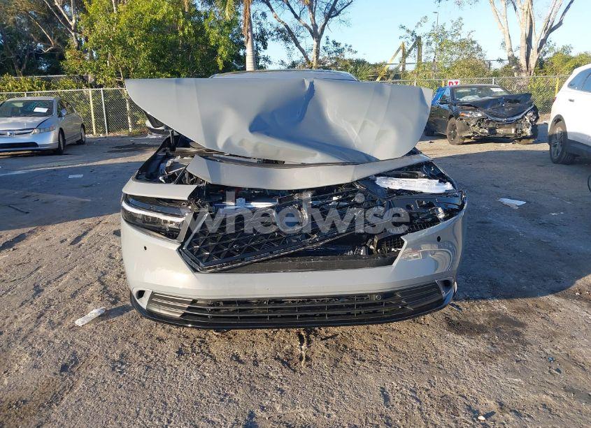 Photo 6 of 2025 Honda Accord HYBRID EXL (VIN 1HGCY2F62SA009813)