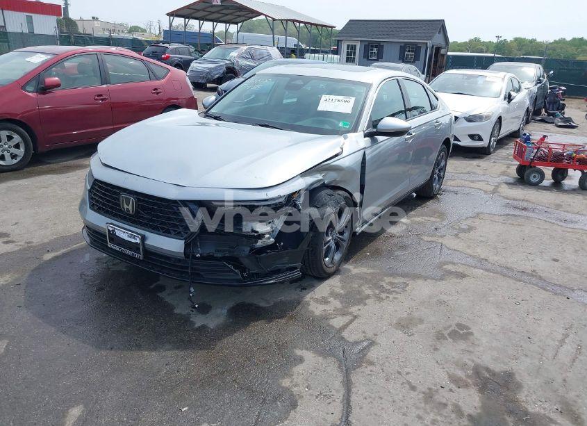 Photo 2 of 2025 Honda Accord HYBRID EX-L (VIN 1HGCY2F65SA036309)
