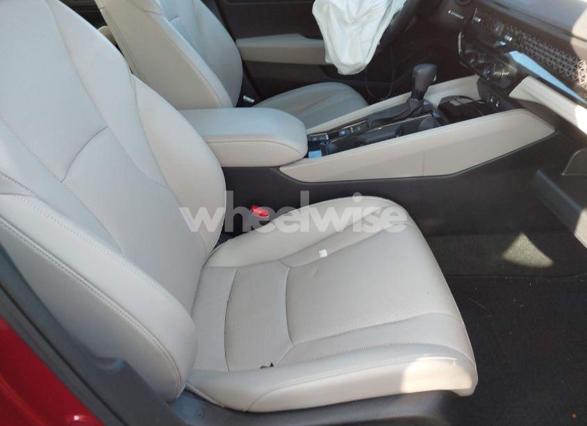 Photo 5 of 2024 Honda Accord HYBRID EX-L (VIN 1HGCY2F66RA016581)