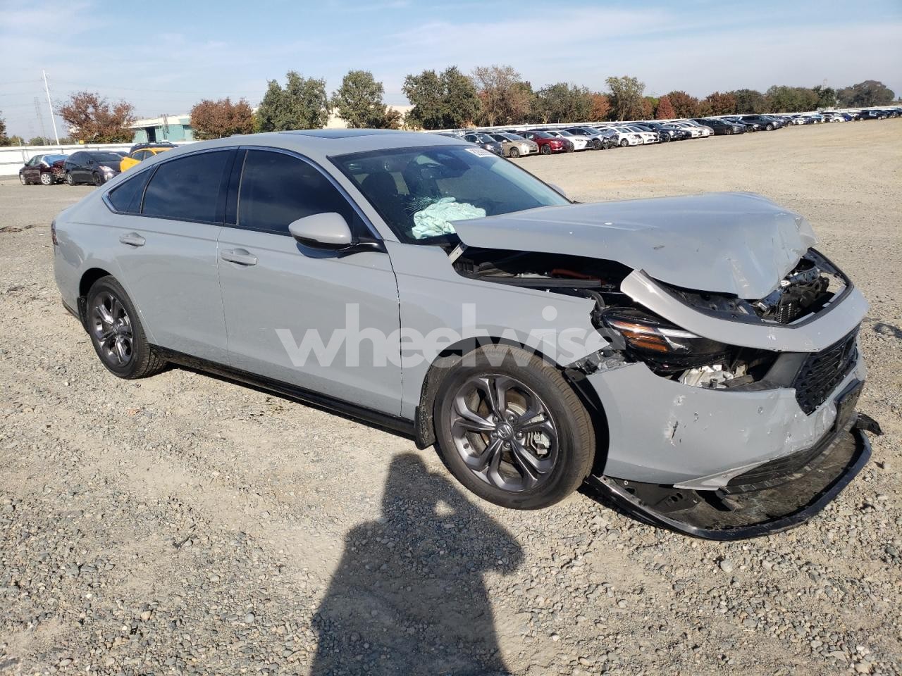 Photo 4 of 2025 HONDA ACCORD HYBRID EXL (VIN 1HGCY2F66SA004517)