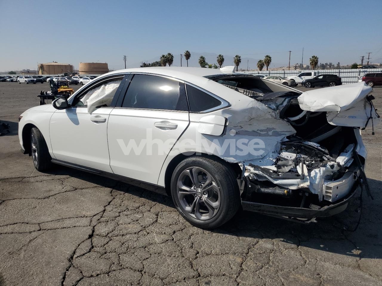 Photo 2 of 2025 HONDA ACCORD HYBRID EXL (VIN 1HGCY2F66SA050008)