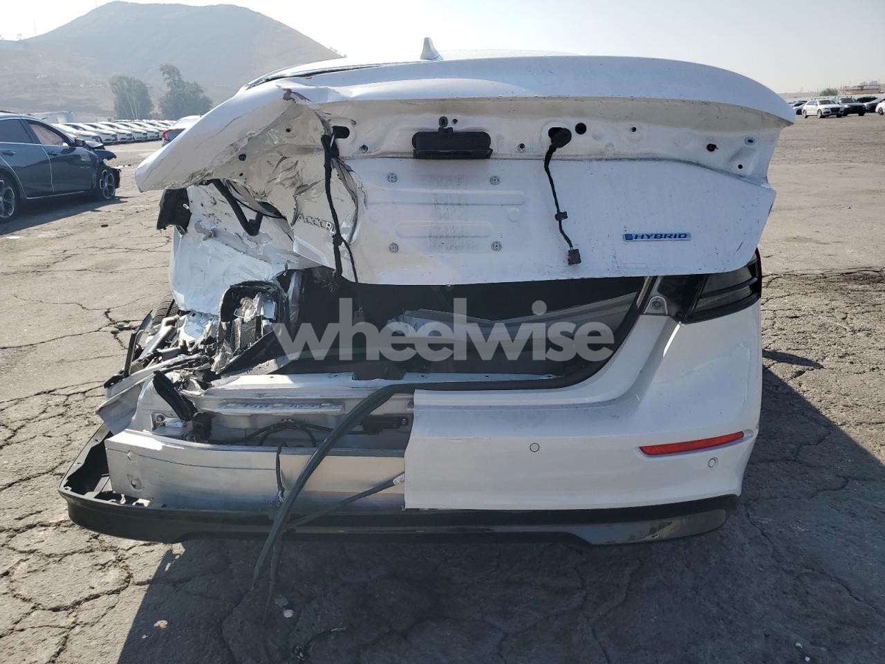 Photo 6 of 2025 HONDA ACCORD HYBRID EXL (VIN 1HGCY2F66SA050008)