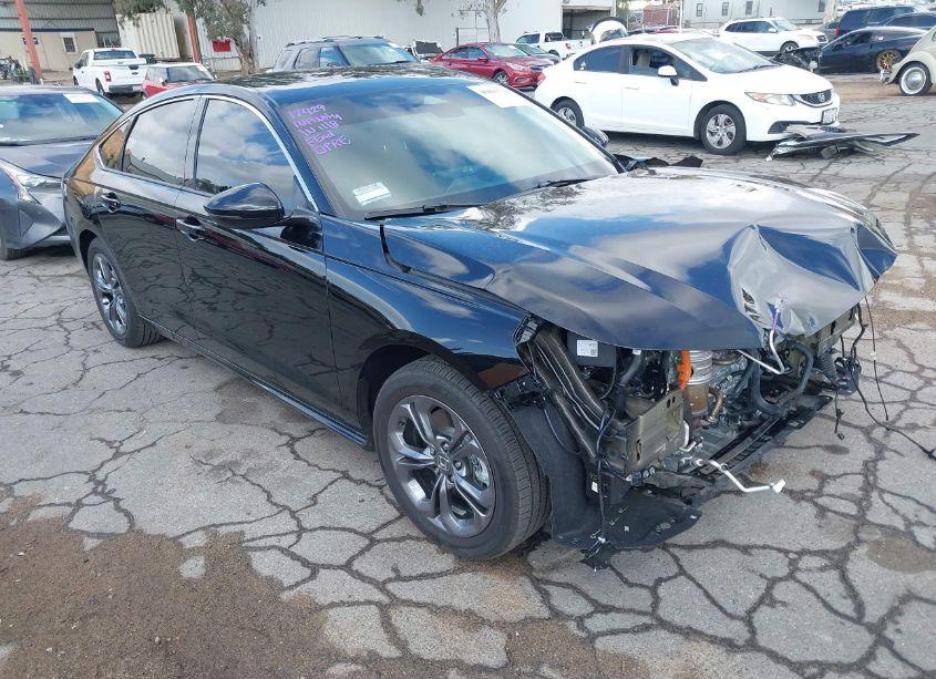 2024 Honda Accord HYBRID EX-L (VIN 1HGCY2F69RA071526) main photo