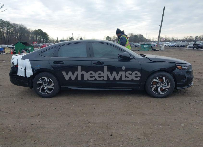 Photo 13 of 2024 Honda Accord HYBRID EX-L (VIN 1HGCY2F6XRA042598)