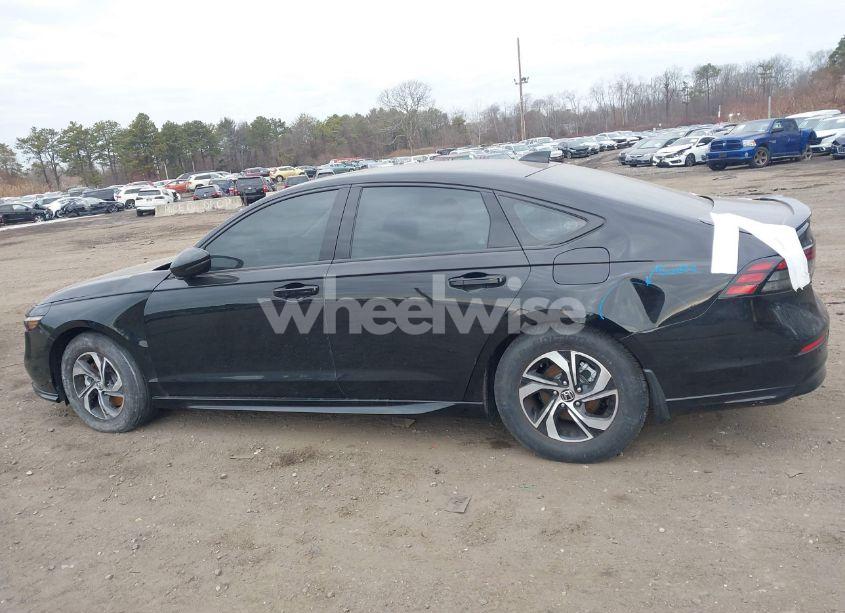 Photo 14 of 2024 Honda Accord HYBRID EX-L (VIN 1HGCY2F6XRA042598)