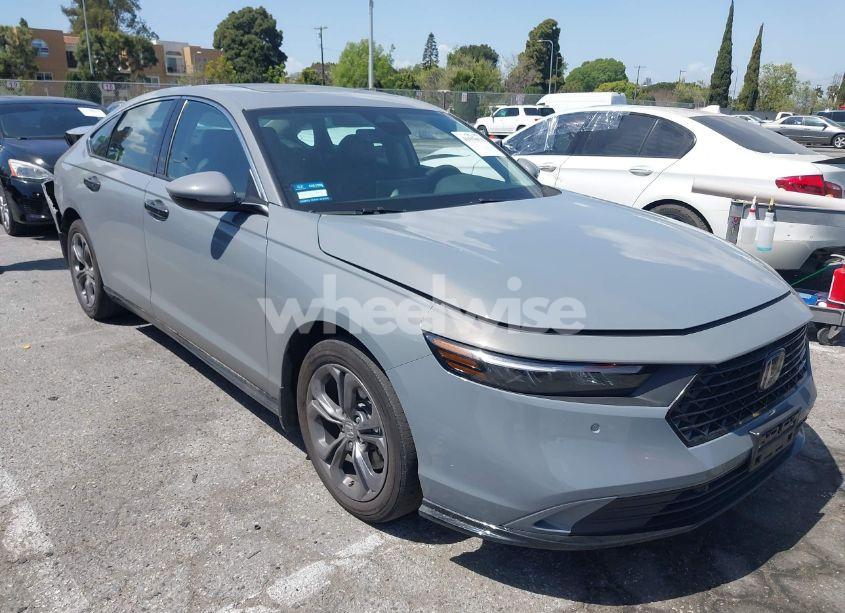 2024 Honda Accord HYBRID EX-L (VIN 1HGCY2F6XRA079487) main photo