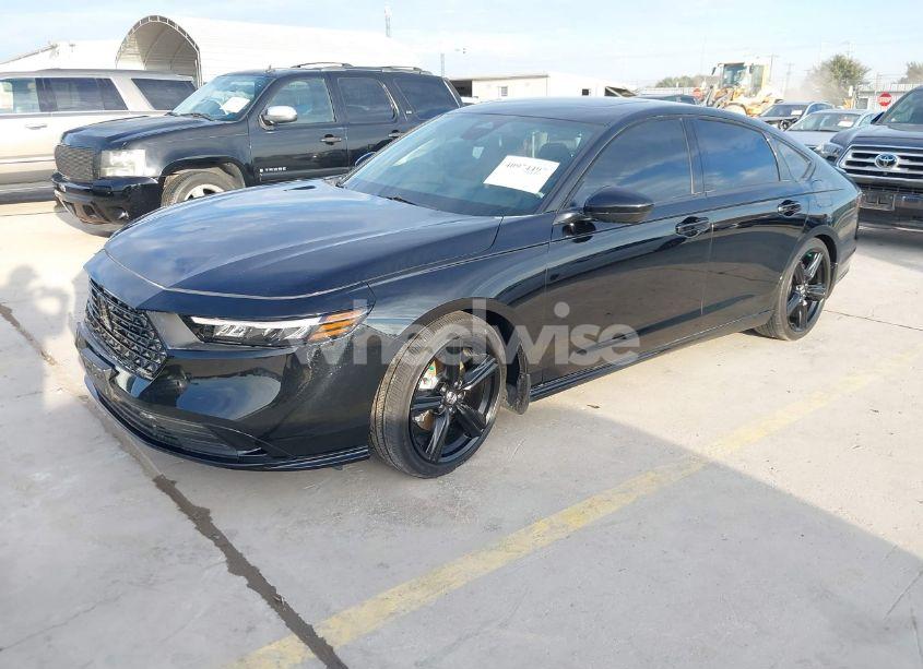 Photo 2 of 2023 Honda Accord HYBRID SPORT-L (VIN 1HGCY2F70PA034130)