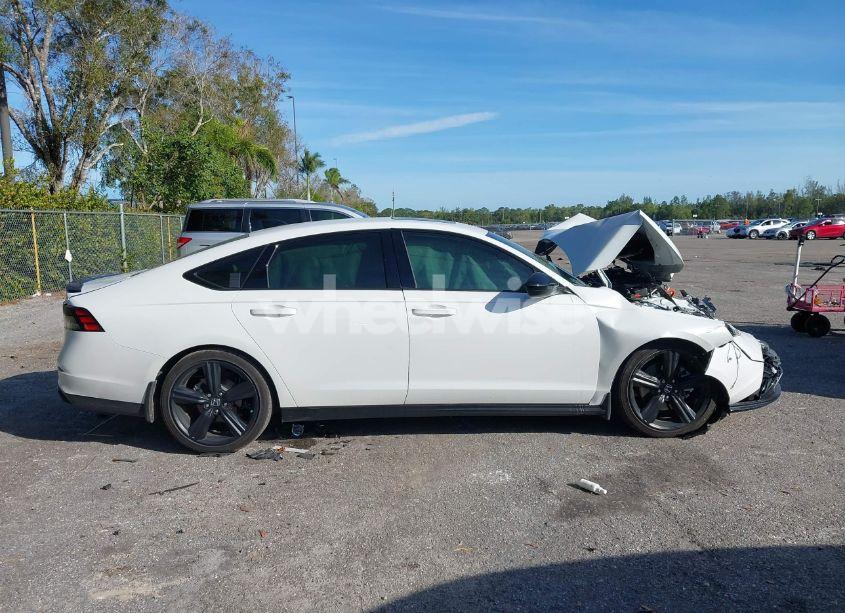 Photo 13 of 2024 Honda Accord HYBRID SPORT-L (VIN 1HGCY2F70RA028654)