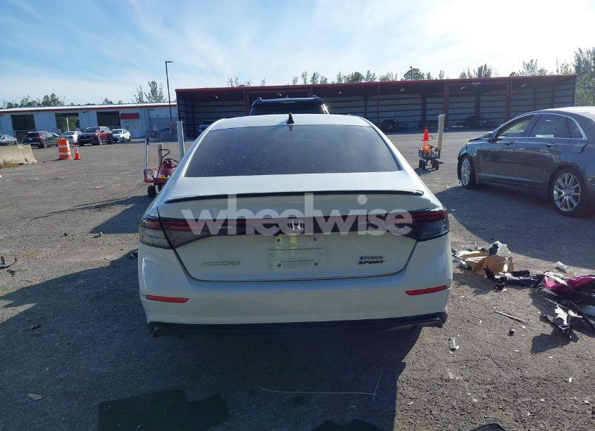 Photo 16 of 2024 Honda Accord HYBRID SPORT-L (VIN 1HGCY2F70RA028654)