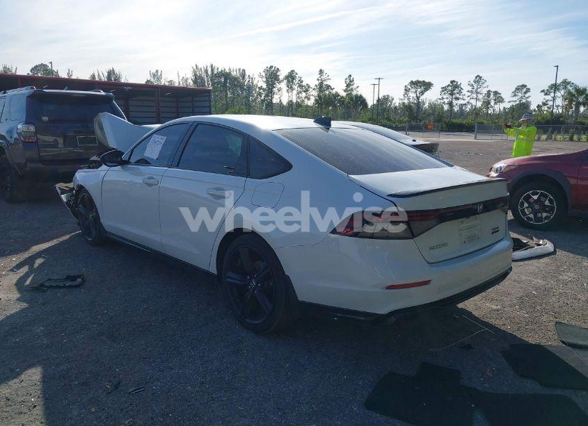 Photo 3 of 2024 Honda Accord HYBRID SPORT-L (VIN 1HGCY2F70RA028654)