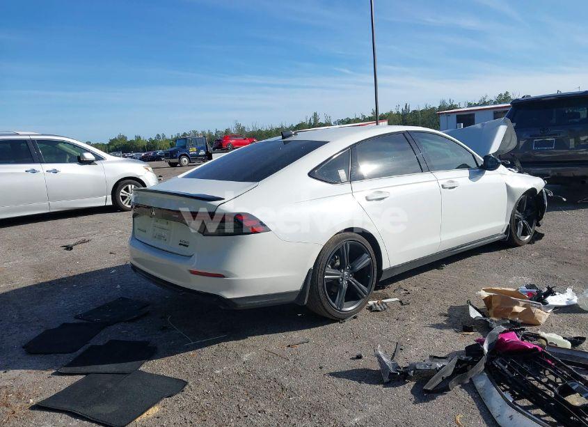 Photo 4 of 2024 Honda Accord HYBRID SPORT-L (VIN 1HGCY2F70RA028654)
