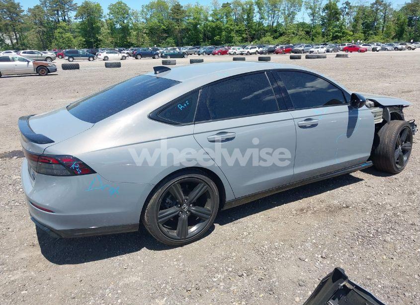 Photo 4 of 2023 Honda Accord HYBRID SPORT-L (VIN 1HGCY2F71PA058534)