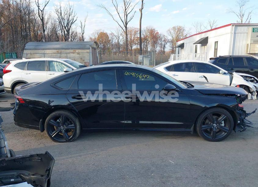 Photo 13 of 2024 Honda Accord HYBRID SPORT-L (VIN 1HGCY2F71RA000653)