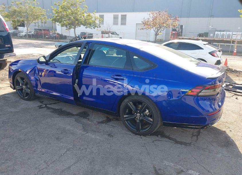 Photo 3 of 2024 Honda Accord HYBRID SPORT-L (VIN 1HGCY2F71RA033992)