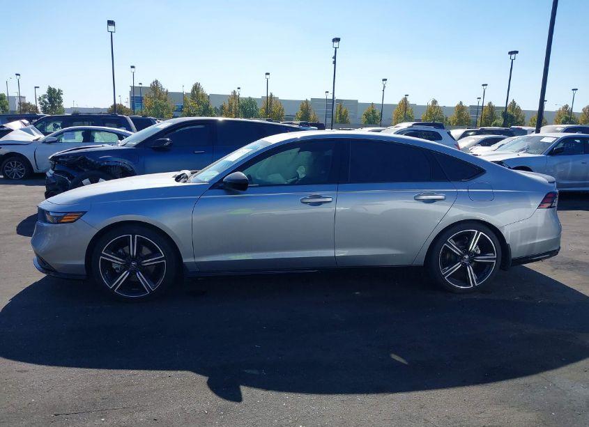 Photo 14 of 2023 Honda Accord HYBRID SPORT-L (VIN 1HGCY2F72PA018494)