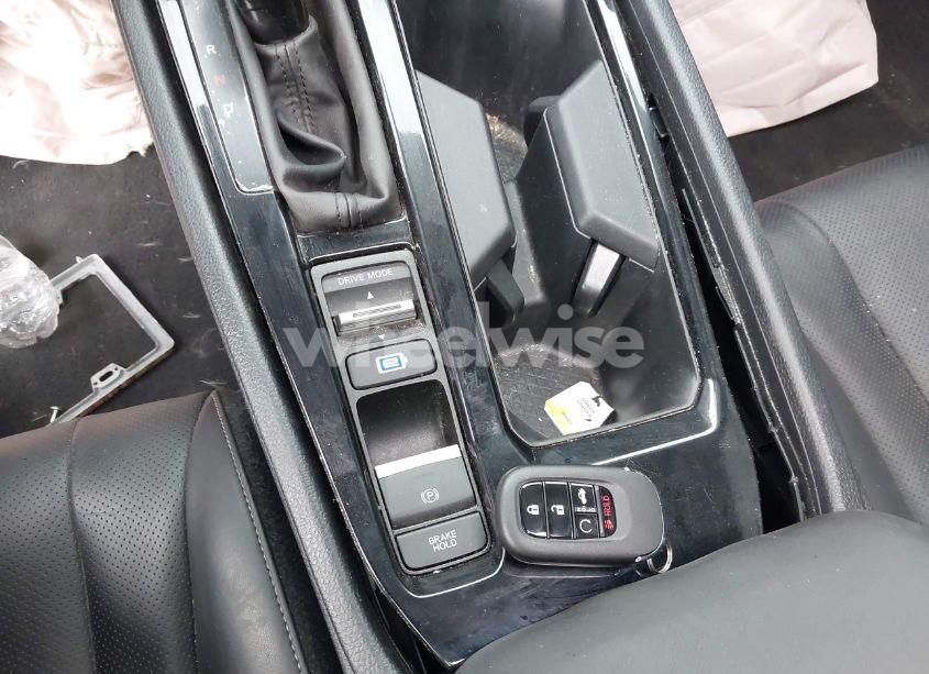 Photo 11 of 2024 Honda Accord HYBRID SPORT-L (VIN 1HGCY2F72RA000564)