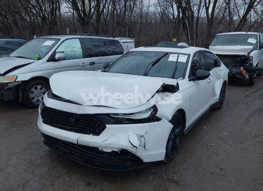 Photo 2 of 2024 Honda Accord HYBRID SPORT-L (VIN 1HGCY2F72RA049019)