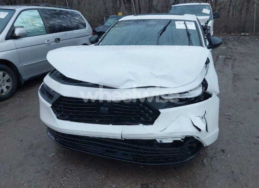 Photo 6 of 2024 Honda Accord HYBRID SPORT-L (VIN 1HGCY2F72RA049019)