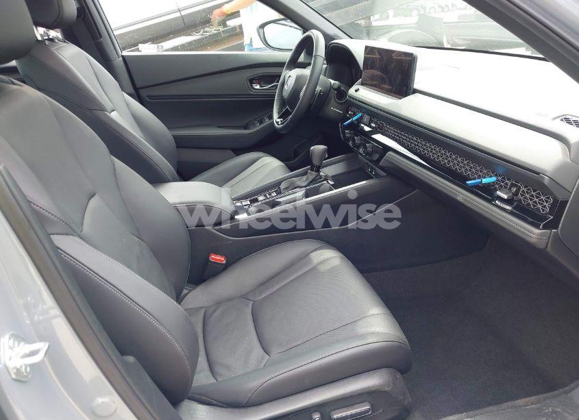 Photo 5 of 2024 Honda Accord HYBRID SPORT-L (VIN 1HGCY2F72RA062997)