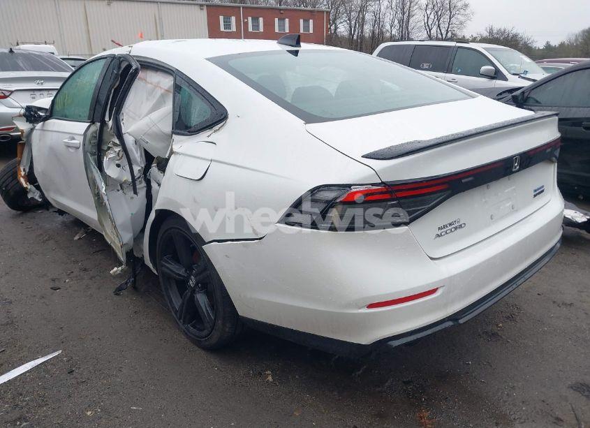 Photo 3 of 2025 Honda Accord HYBRID SPORT-L (VIN 1HGCY2F72SA008234)