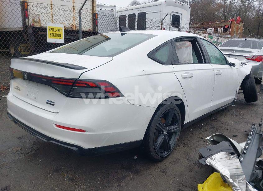 Photo 4 of 2025 Honda Accord HYBRID SPORT-L (VIN 1HGCY2F72SA008234)