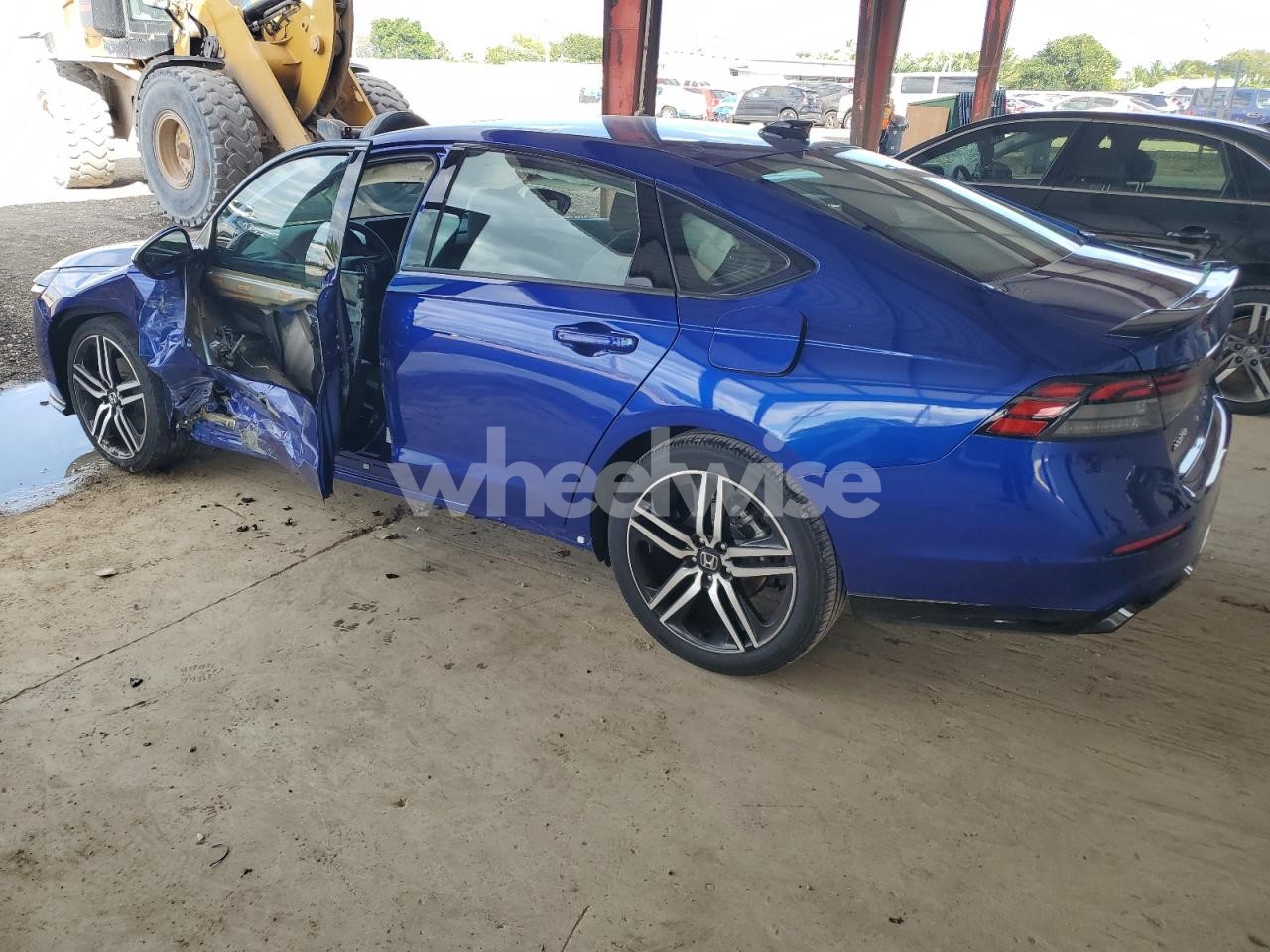 Photo 2 of 2025 HONDA ACCORD HYBRID SPORT-L (VIN 1HGCY2F72SA059832)