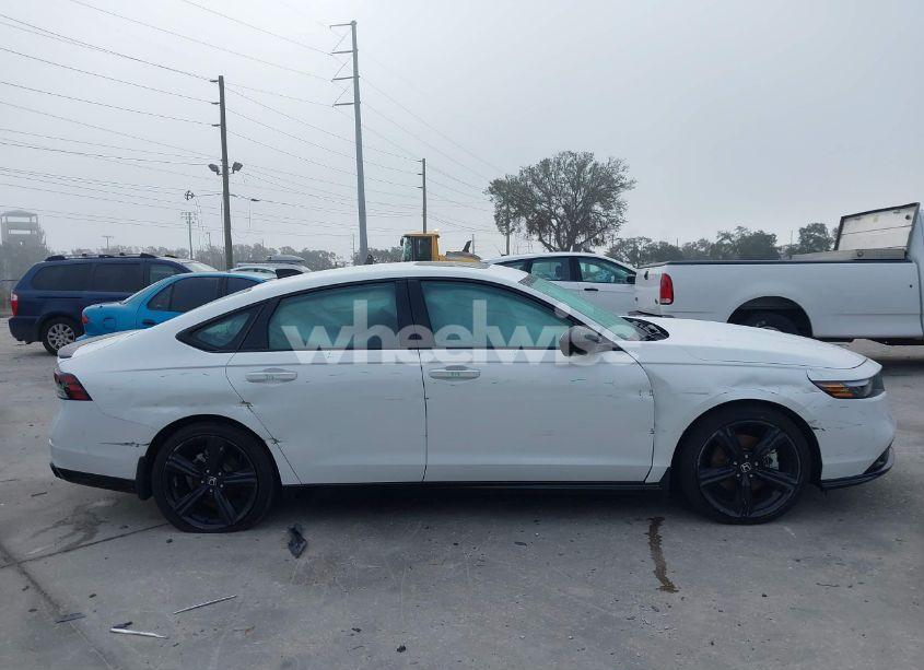 Photo 13 of 2024 Honda Accord HYBRID SPORT-L (VIN 1HGCY2F74RA044632)