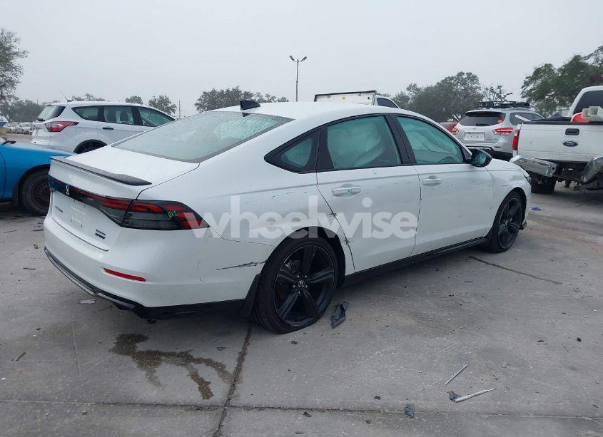 Photo 4 of 2024 Honda Accord HYBRID SPORT-L (VIN 1HGCY2F74RA044632)