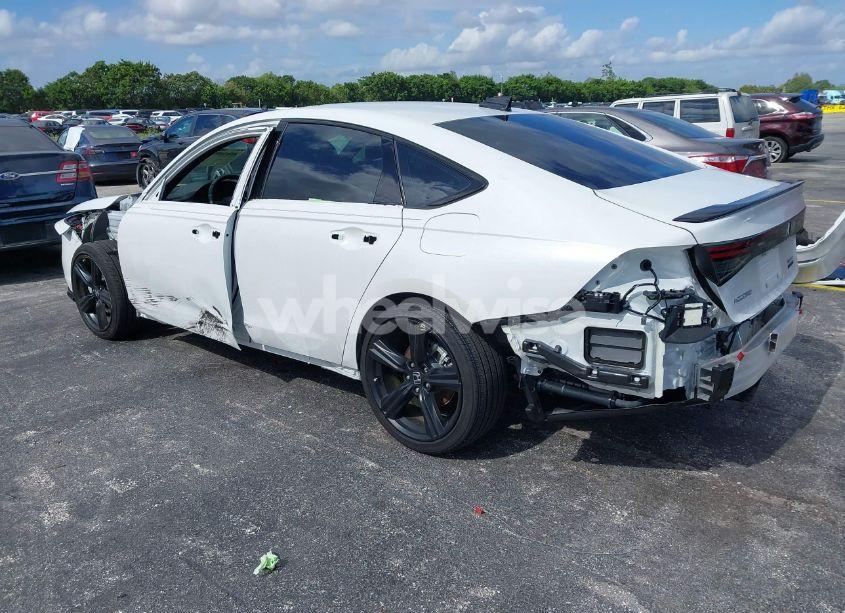 Photo 3 of 2024 Honda Accord HYBRID SPORT-L (VIN 1HGCY2F75RA044588)