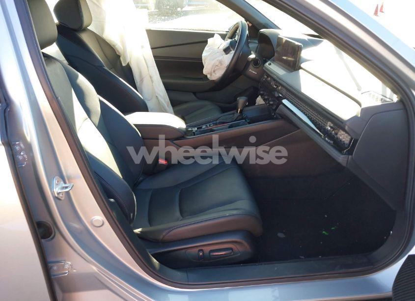 Photo 5 of 2024 Honda Accord HYBRID SPORT-L (VIN 1HGCY2F75RA084508)