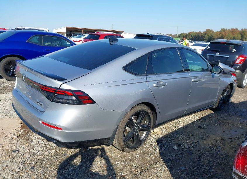 Photo 4 of 2023 Honda Accord HYBRID SPORT-L (VIN 1HGCY2F76PA044077)