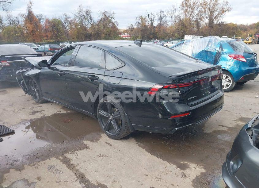 Photo 3 of 2024 Honda Accord HYBRID SPORT-L (VIN 1HGCY2F77RA053308)