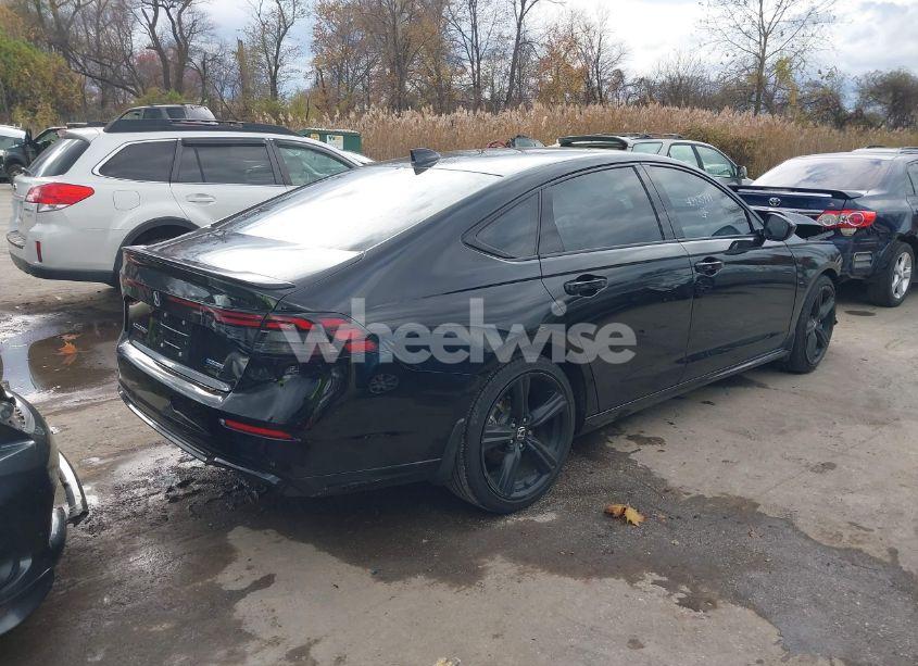 Photo 4 of 2024 Honda Accord HYBRID SPORT-L (VIN 1HGCY2F77RA053308)