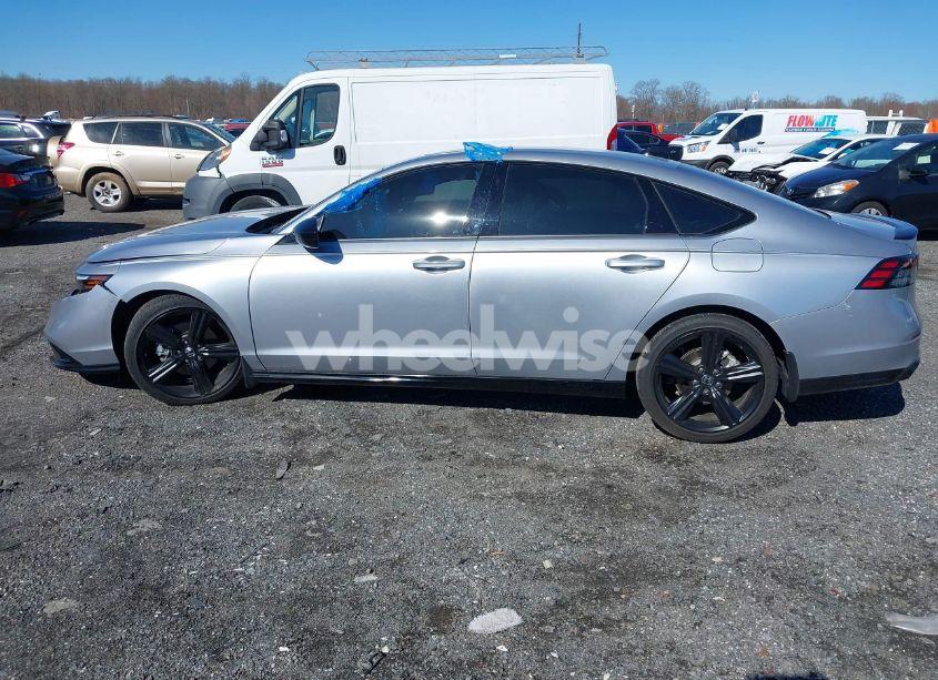 Photo 14 of 2024 Honda Accord HYBRID SPORT-L (VIN 1HGCY2F77RA055656)