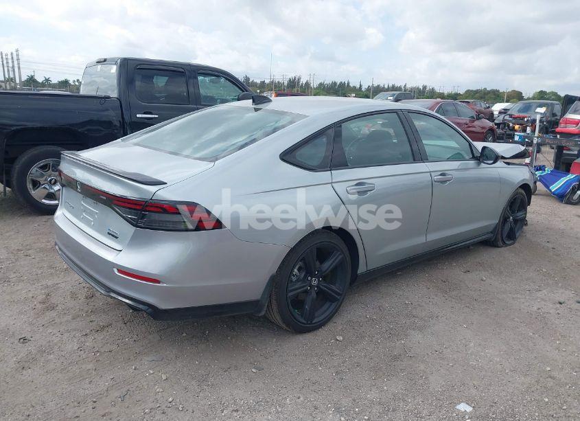 Photo 4 of 2024 Honda Accord HYBRID SPORT-L (VIN 1HGCY2F77RA087118)