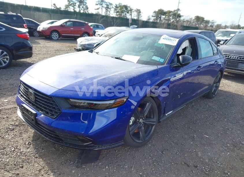 Photo 2 of 2025 Honda Accord HYBRID SPORT-L (VIN 1HGCY2F78SA014717)