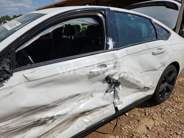 Photo 9 of 2023 HONDA ACCORD HYBRID SPORT-L N/A (VIN 1HGCY2F79PA064758)