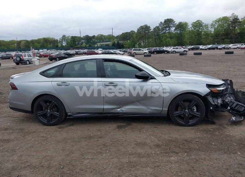Photo 13 of 2024 Honda Accord HYBRID SPORT-L (VIN 1HGCY2F79RA094149)