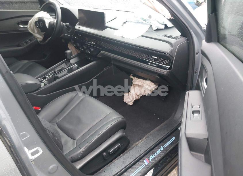 Photo 5 of 2024 Honda Accord HYBRID SPORT-L (VIN 1HGCY2F7XRA046658)